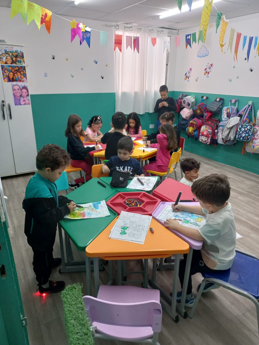 Sala de aula do Colégio Rocha Eterna